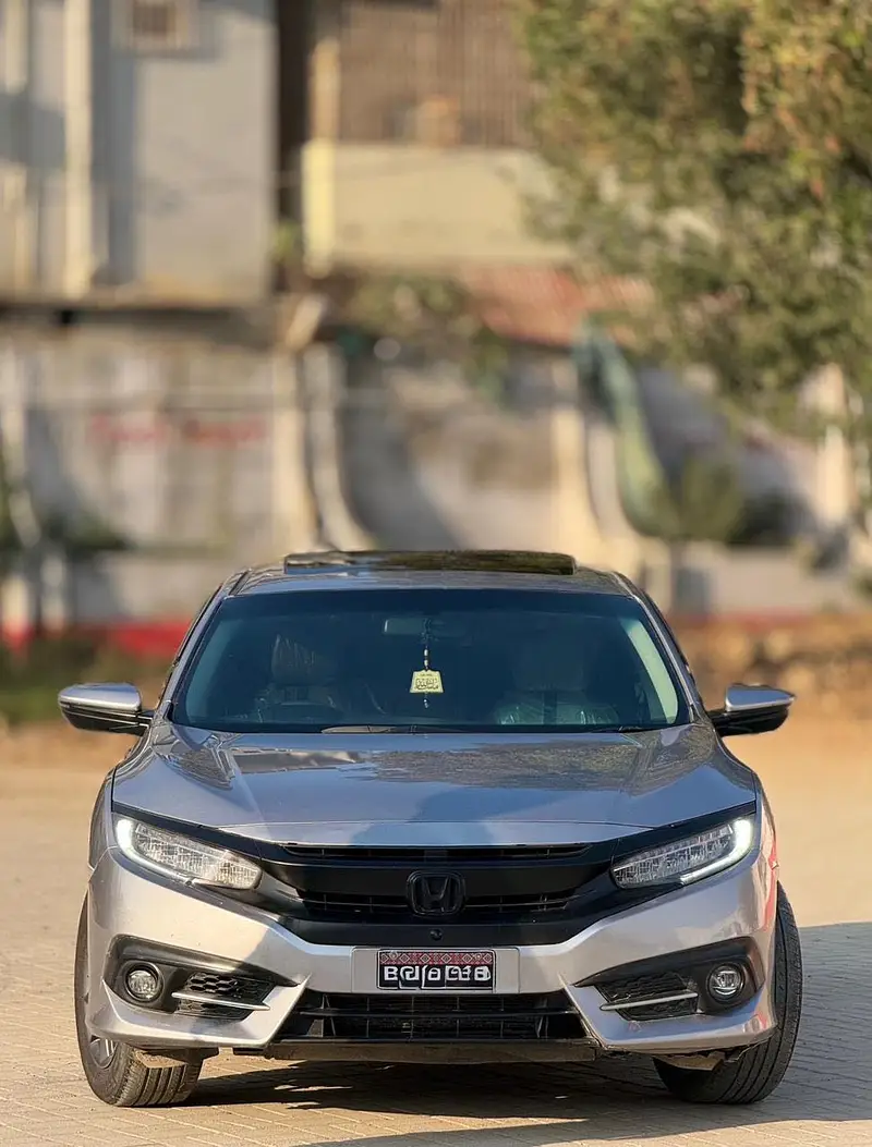 Honda Civic 2020 UG (Top of the line)