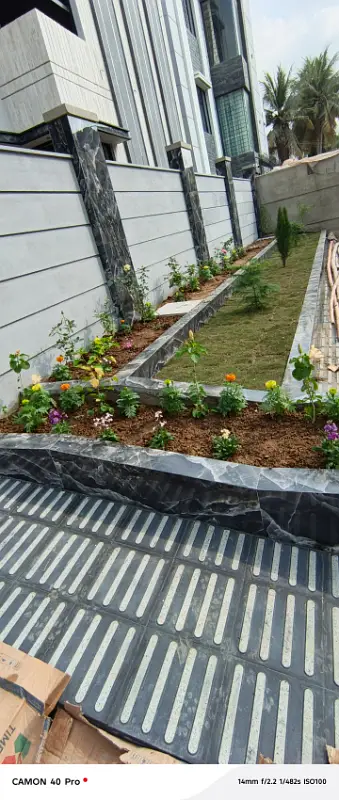 Block 16 400yard house sale