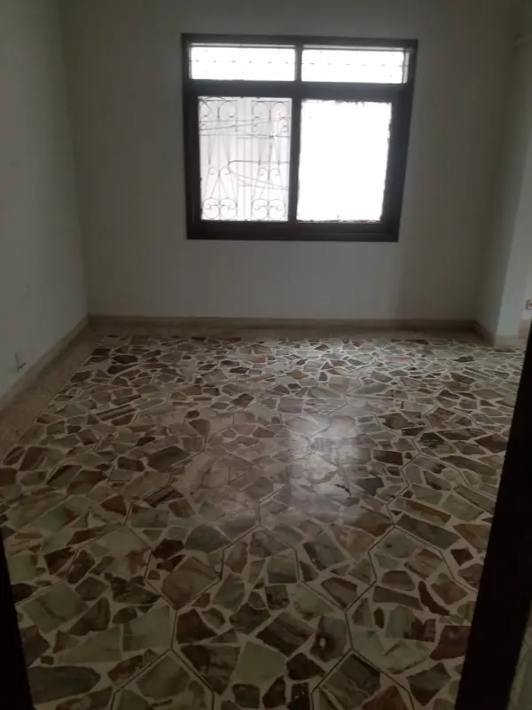 Corner House For Sale In Gulshan-E-Iqbal