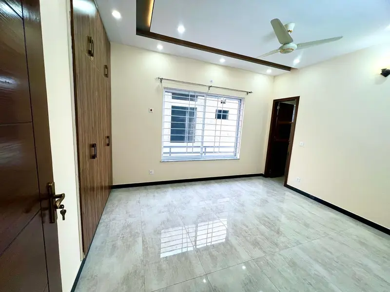 8 MARLA BRAND NEW HOUSE FOR SALE IN C BLOCK FAISAL TOWN PHASE-1