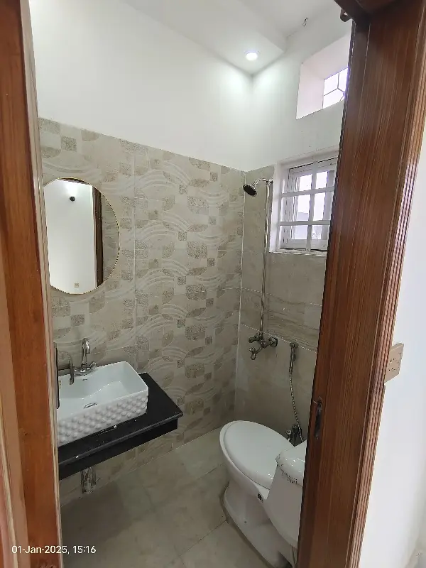 3.5 MARLA BRAND NEW MODERN HOUSE MOST BEAUTIFUL PRIME LOCATION FOR SALE IN NEW LAHORE CITY PH 2 C Block