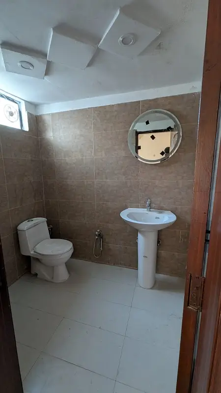 3.5 MARLA BRAND NEW MODERN HOUSE MOST BEAUTIFUL PRIME LOCATION FOR SALE IN NEW LAHORE CITY PH 2 C Block