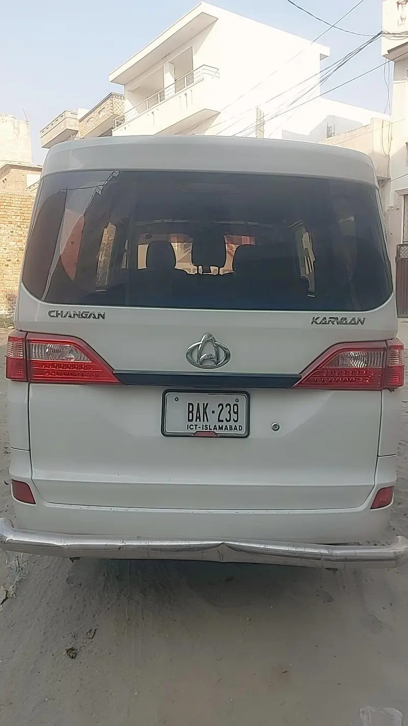 beautiful gari. good condition new tyres new seat