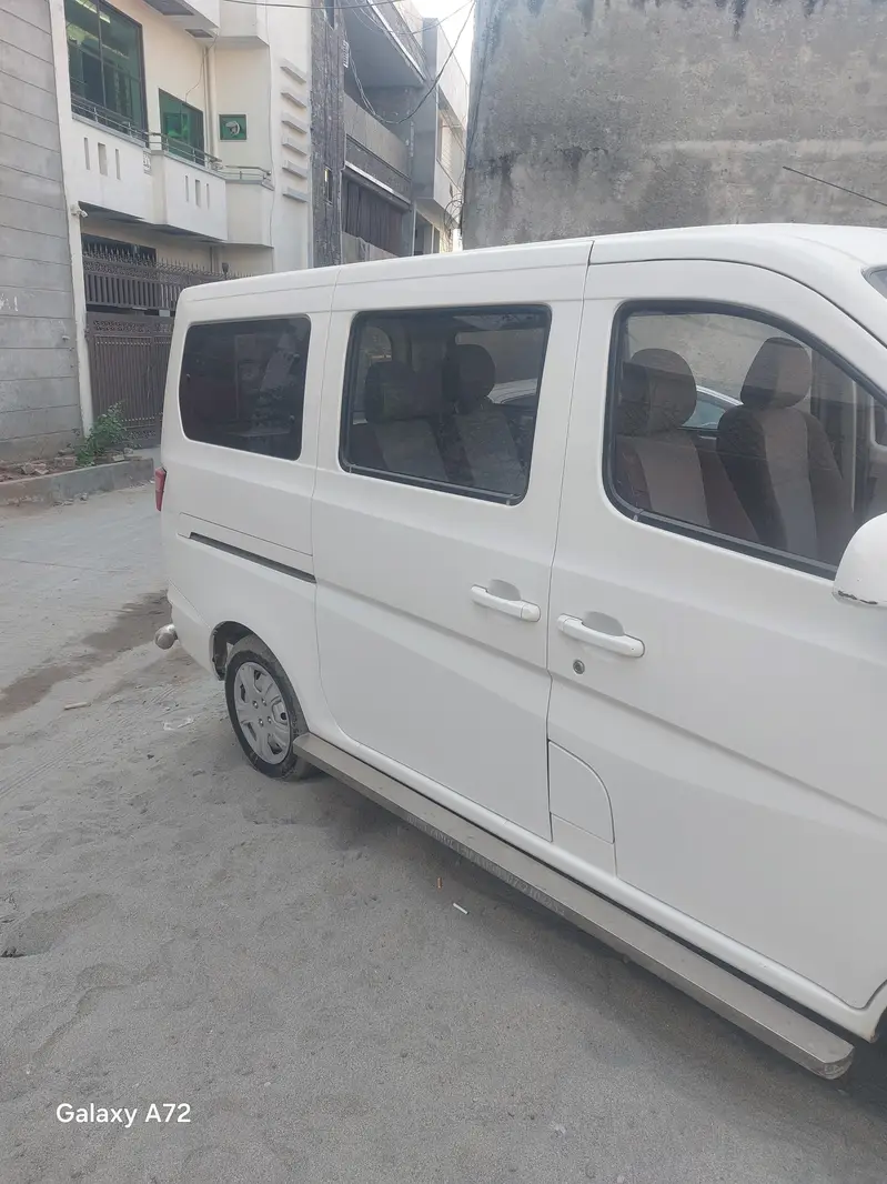 beautiful gari. good condition new tyres new seat