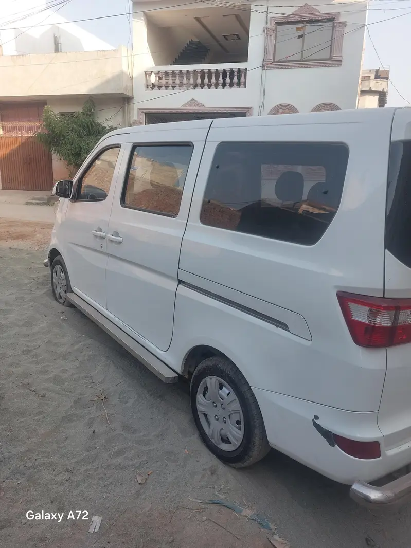 beautiful gari. good condition new tyres new seat