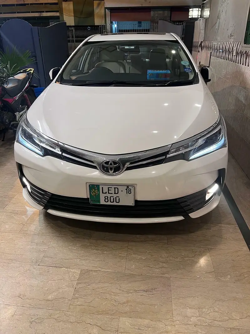 Toyota Corolla Altis grande 1.8 2018