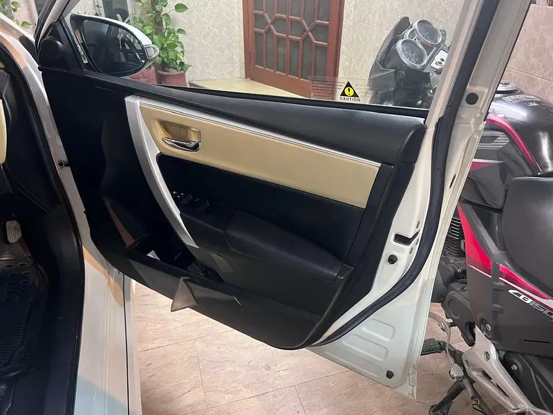 Toyota Corolla Altis grande 1.8 2018