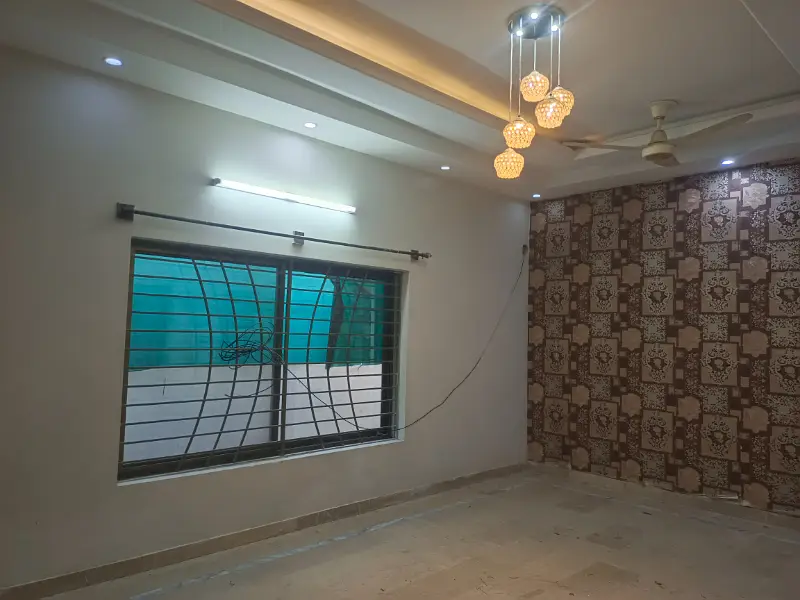 1 Kanal House Available For Sale In D17 Islamabad