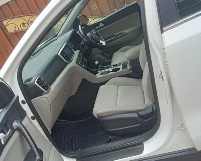 597076572-800×600-1